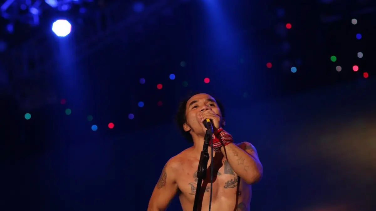 Slank Hibur Penonton di Konser Musik Jakarta Fair 2025